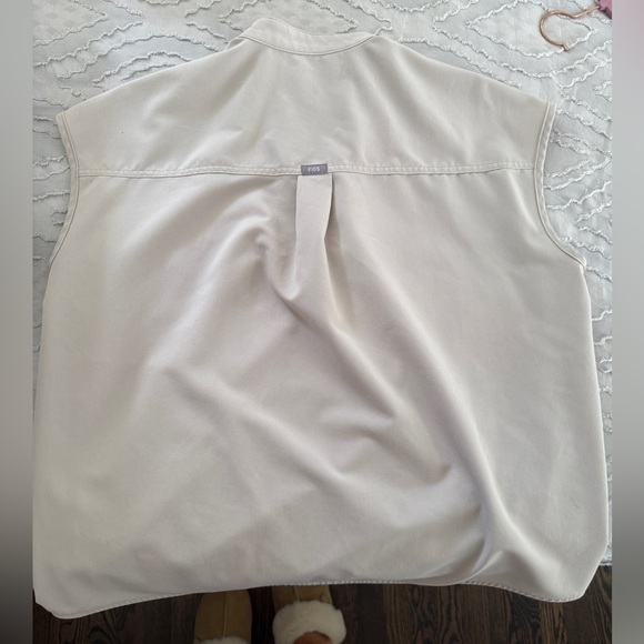 Figs Rafaela Scrub Top - Picture 4 of 5